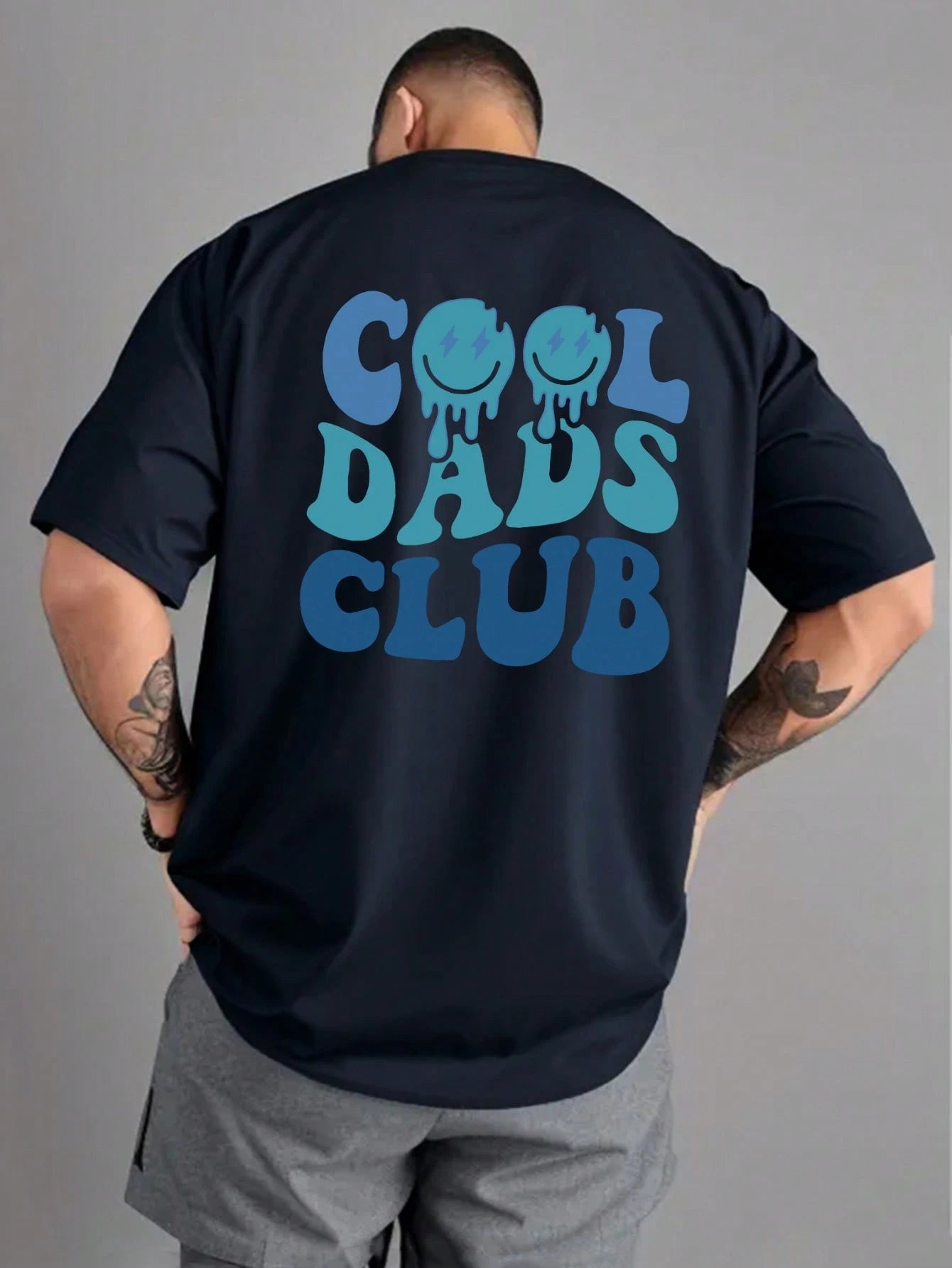 Summer New Men Outdoor Sports T-Shirt, "Cool Dad Club" Graphic Print, Suitable for Gift, Hiking Fishing T-Shirt, Suitable for Daily Wear, Outdoor Travel, Father'S Day Gift, Christmas Gift for Dad, Daily Casual Versatile Short Sleeve T-Shirt